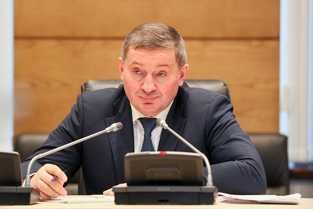 Глава Волгоградской области провел встречу с представителями МСП